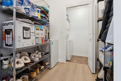 116-117 Copperpond Common Se, Calgary, AB - Indoor