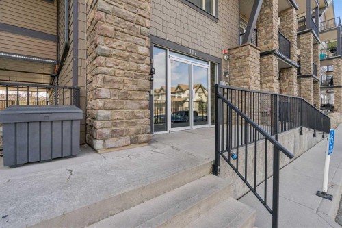 116-117 Copperpond Common Se, Calgary, AB - Outdoor With Exterior