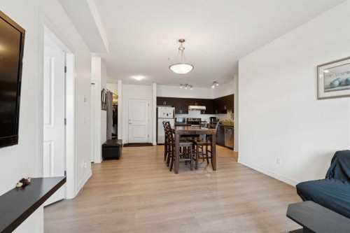 116-117 Copperpond Common Se, Calgary, AB - Indoor Photo Showing Other Room