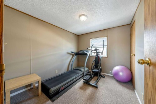 131 Heritage Drive, Okotoks, AB 