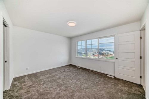 72 Wedderburn Drive, Okotoks, AB - Indoor Photo Showing Other Room