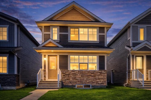 72 Wedderburn Drive  Okotoks, AB T1S 5X2