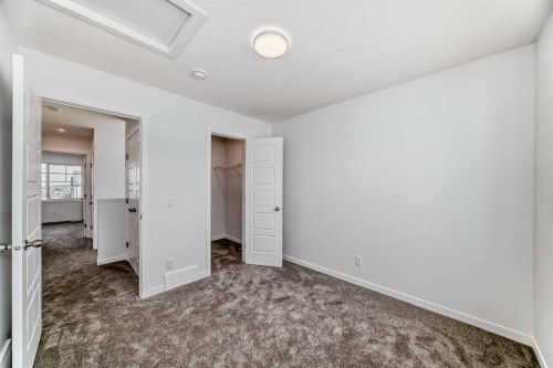 72 Wedderburn Drive, Okotoks, AB - Indoor Photo Showing Other Room