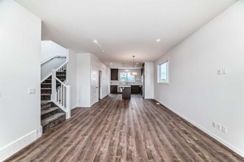 72 Wedderburn Drive, Okotoks, AB - Indoor Photo Showing Other Room