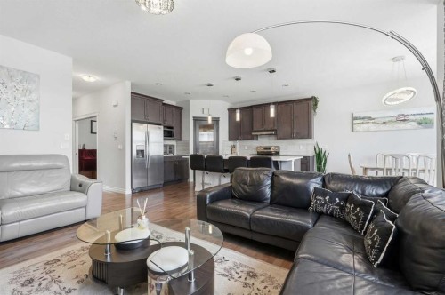 345 Evansglen Drive Nw, Calgary, AB - Indoor Photo Showing Living Room