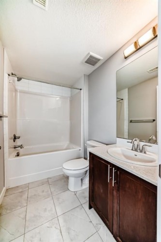 56 Nolanhurst Crescent Nw, Calgary, AB 