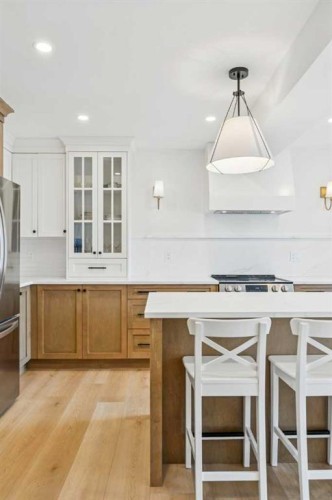 5-140 Point Drive Nw, Calgary, AB - Indoor