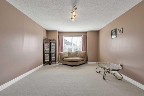69-39 Strathlea Common Sw, Calgary, AB - Indoor