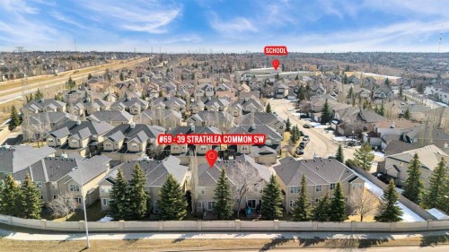 69-39 Strathlea Common Sw, Calgary, AB - Outdoor With View