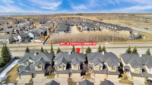 69-39 Strathlea Common Sw, Calgary, AB - Outdoor With View