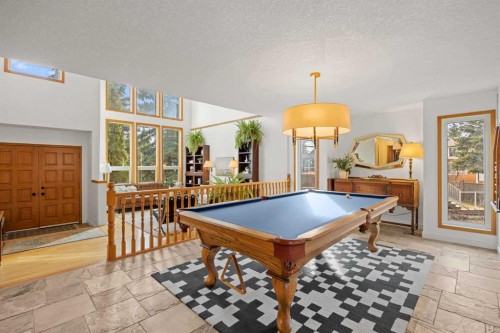 47 Edgeridge Court Nw, Calgary, AB - Indoor Photo Showing Other Room