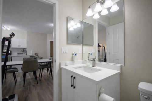 1117-1140 Taradale Drive Ne, Calgary, AB - Indoor Photo Showing Bathroom