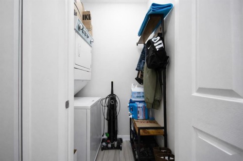 1117-1140 Taradale Drive Ne, Calgary, AB - Indoor Photo Showing Laundry Room