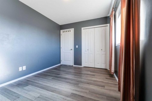 107-8 Bayside Place, Strathmore, AB - Indoor Photo Showing Other Room