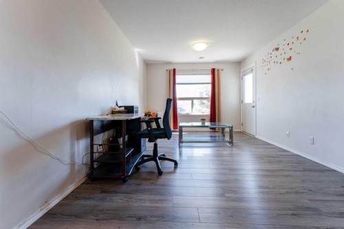 107-8 Bayside Place, Strathmore, AB - Indoor Photo Showing Office