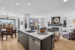 14 Covewood Place NECalgary, AB T3K 4V8