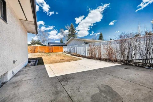 1708 111 Avenue Sw, Calgary, AB - Outdoor