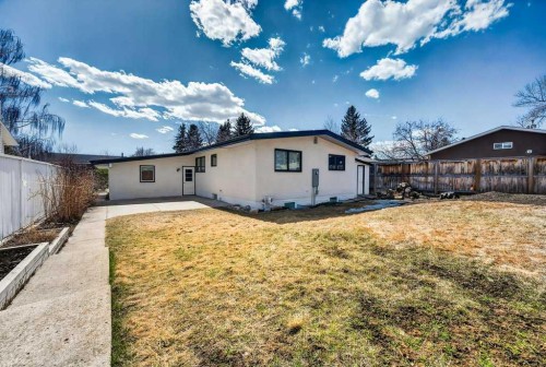 1708 111 Avenue Sw, Calgary, AB - Outdoor
