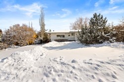 3414 31 Street SW Calgary, AB T3E 2P2