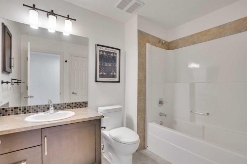 85 Evansborough Way Nw, Calgary, AB - Indoor Photo Showing Bathroom