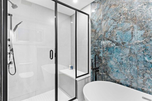 1731 111 Avenue Sw, Calgary, AB - Indoor Photo Showing Bathroom