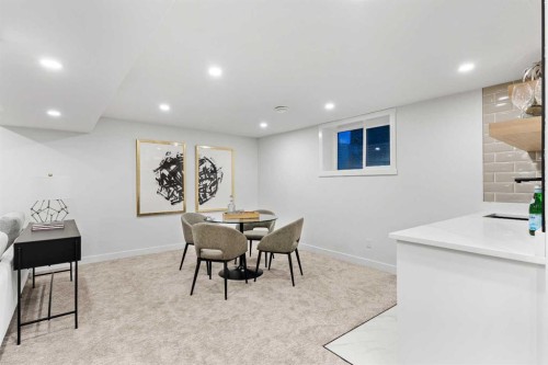 1731 111 Avenue Sw, Calgary, AB - Indoor