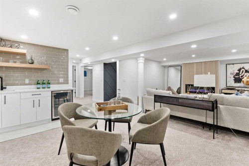 1731 111 Avenue Sw, Calgary, AB - Indoor