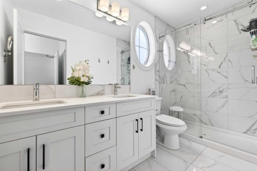 122-400 Auburn Meadows Common Se, Calgary, AB - Indoor Photo Showing Bathroom
