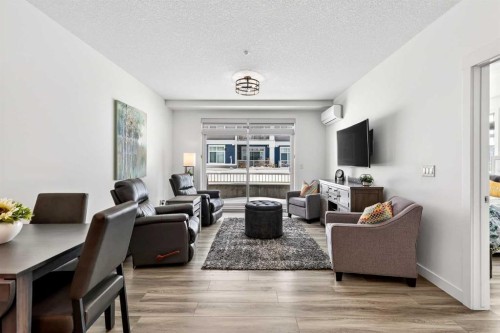 122-400 Auburn Meadows Common Se, Calgary, AB - Indoor Photo Showing Living Room