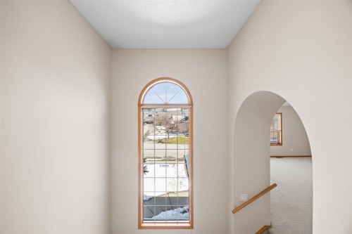 119 Valley Glen Bay Nw, Calgary, AB - Indoor Photo Showing Other Room