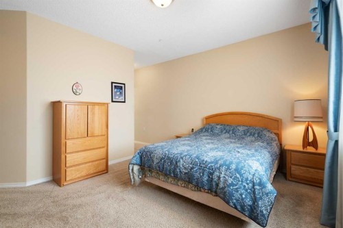 .-2107 Patterson View Sw, Calgary, AB - Indoor Photo Showing Bedroom