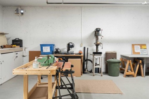 .-2107 Patterson View Sw, Calgary, AB - Indoor