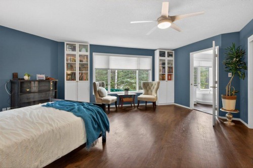 39 Highlands Terrace, Bragg Creek, AB - Indoor Photo Showing Bedroom