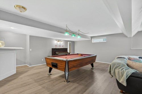 39 Highlands Terrace, Bragg Creek, AB - Indoor Photo Showing Other Room