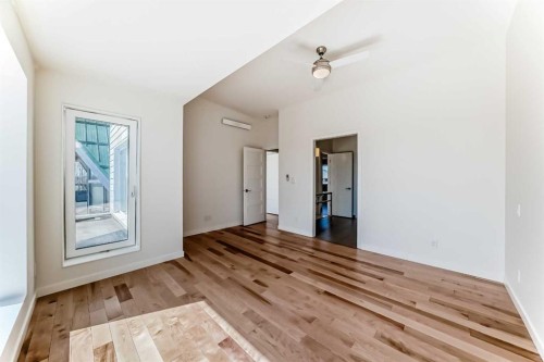 53 Rockhaven Green Nw, Calgary, AB - Indoor Photo Showing Other Room