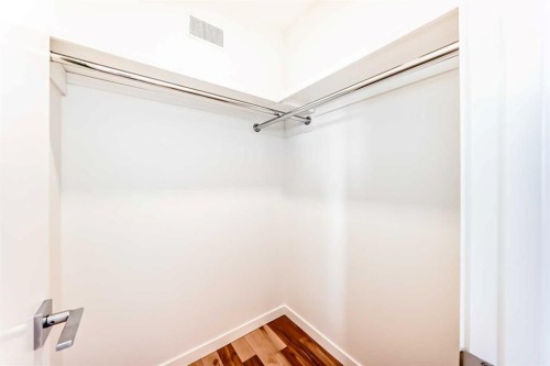 53 Rockhaven Green Nw, Calgary, AB - Indoor