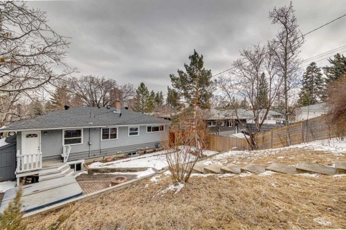 40 Henefer Road Sw, Calgary, AB - Outdoor