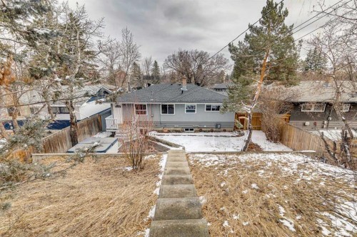 40 Henefer Road Sw, Calgary, AB - Outdoor