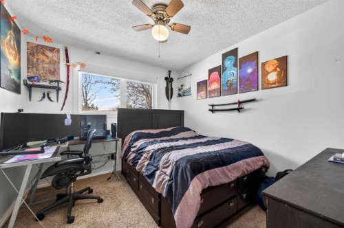 5835 28 Avenue Ne, Calgary, AB - Indoor Photo Showing Bedroom