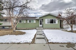 5835 28 Avenue NE Calgary, AB T1Y 2E4
