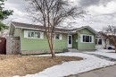 5835 28 Avenue Ne, Calgary, AB  - Outdoor 