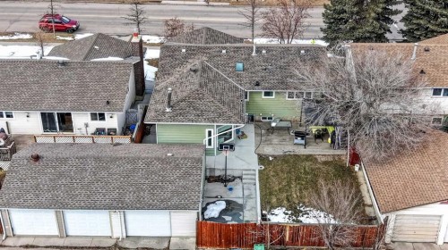 5835 28 Avenue Ne, Calgary, AB - Outdoor With Exterior
