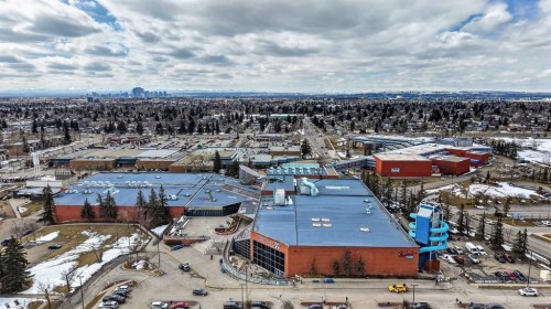 5835 28 Avenue Ne, Calgary, AB - Outdoor With View