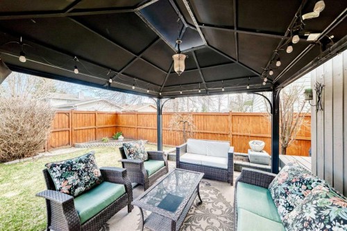75 Sunmount Crescent Se, Calgary, AB - Outdoor With Deck Patio Veranda With Exterior