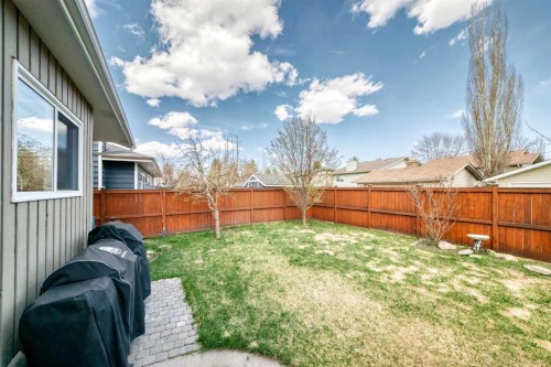 75 Sunmount Crescent Se, Calgary, AB - Outdoor