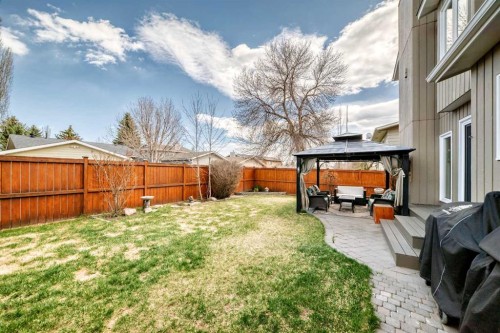 75 Sunmount Crescent Se, Calgary, AB - Outdoor With Deck Patio Veranda
