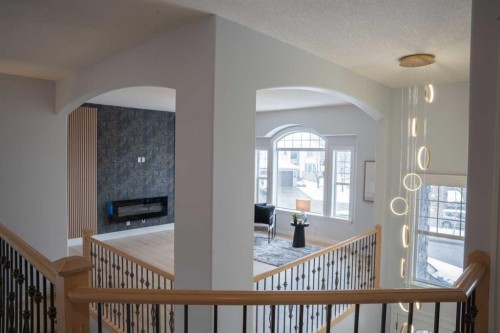 3 Strathridge Bay Sw, Calgary, AB - Indoor Photo Showing Other Room