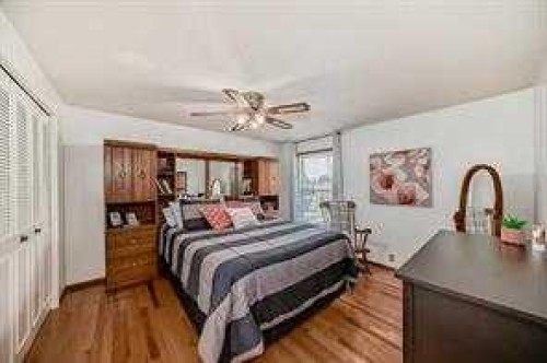 420 Whitehorn Place Ne, Calgary, AB - Indoor Photo Showing Bedroom