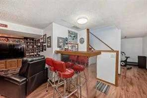 420 Whitehorn Place Ne, Calgary, AB - Indoor