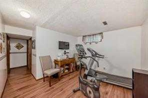 420 Whitehorn Place Ne, Calgary, AB - Indoor